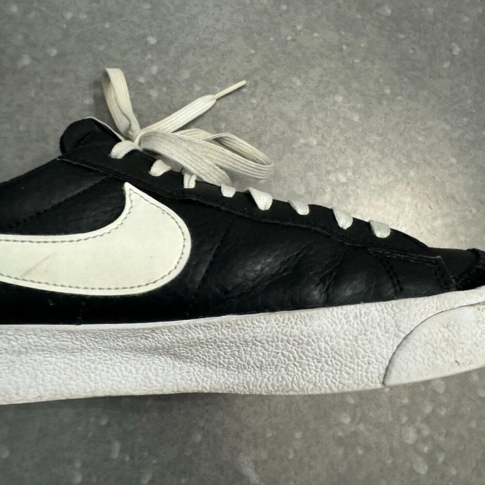 Shoes Nike BLAZER LOW 77 DA4074-002 Sneakers - Picture 11 of 14